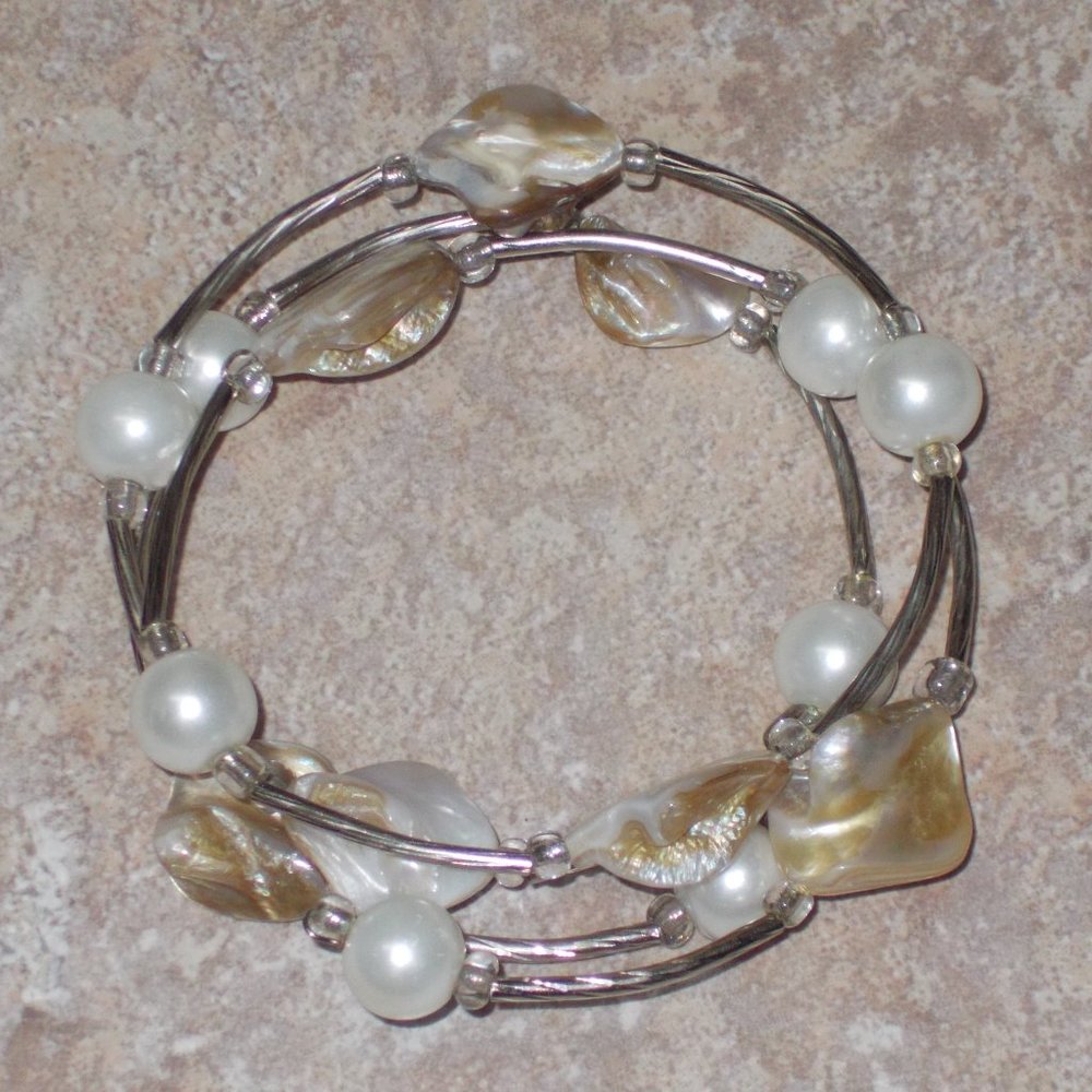 EUC, Coil bracelet